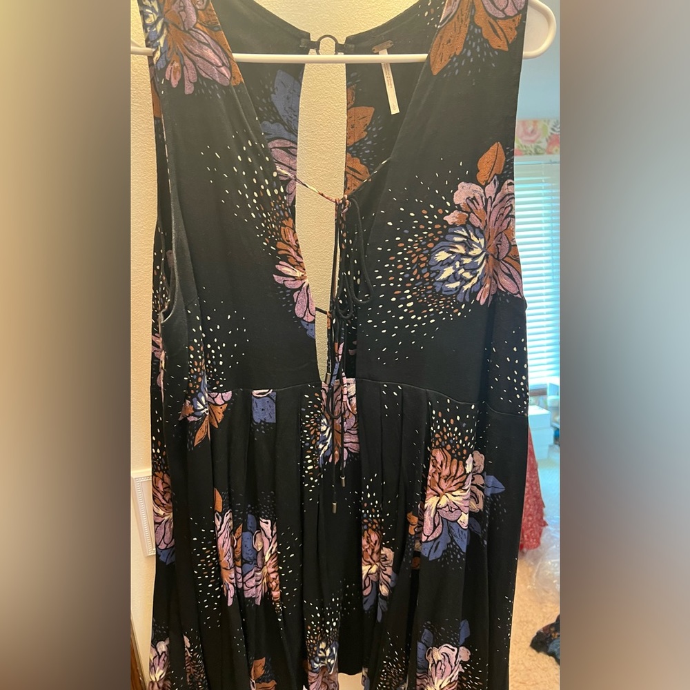 Dress, black, pristine condition, floral, Free People, L